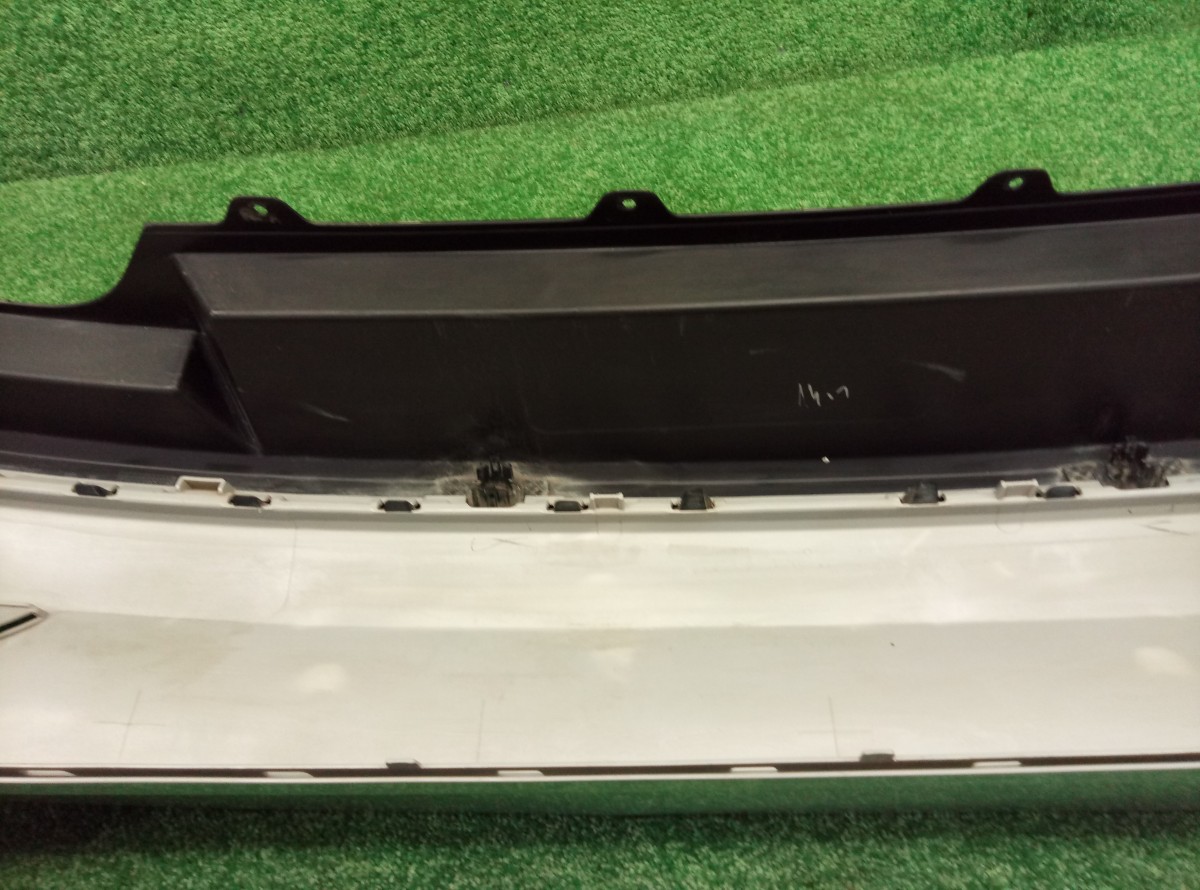 Бампер задний Skoda Octavia A7 2013-н.в. универсал 5E9807421 на Skoda Octavia A7