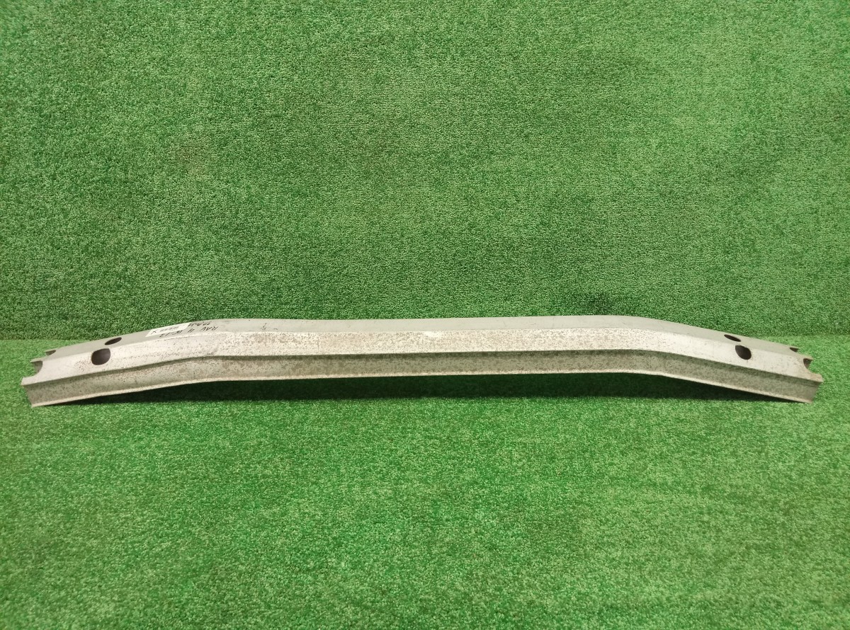 Усилитель заднего бампера Toyota RAV 4 (XA30) 2005-2010 на Toyota RAV 4 (XA30)