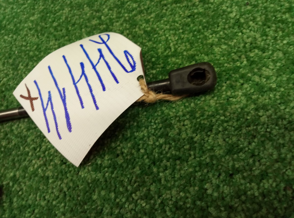 Амортизатор багажника Skoda Octavia A7 5E982755004S на Skoda Octavia A7