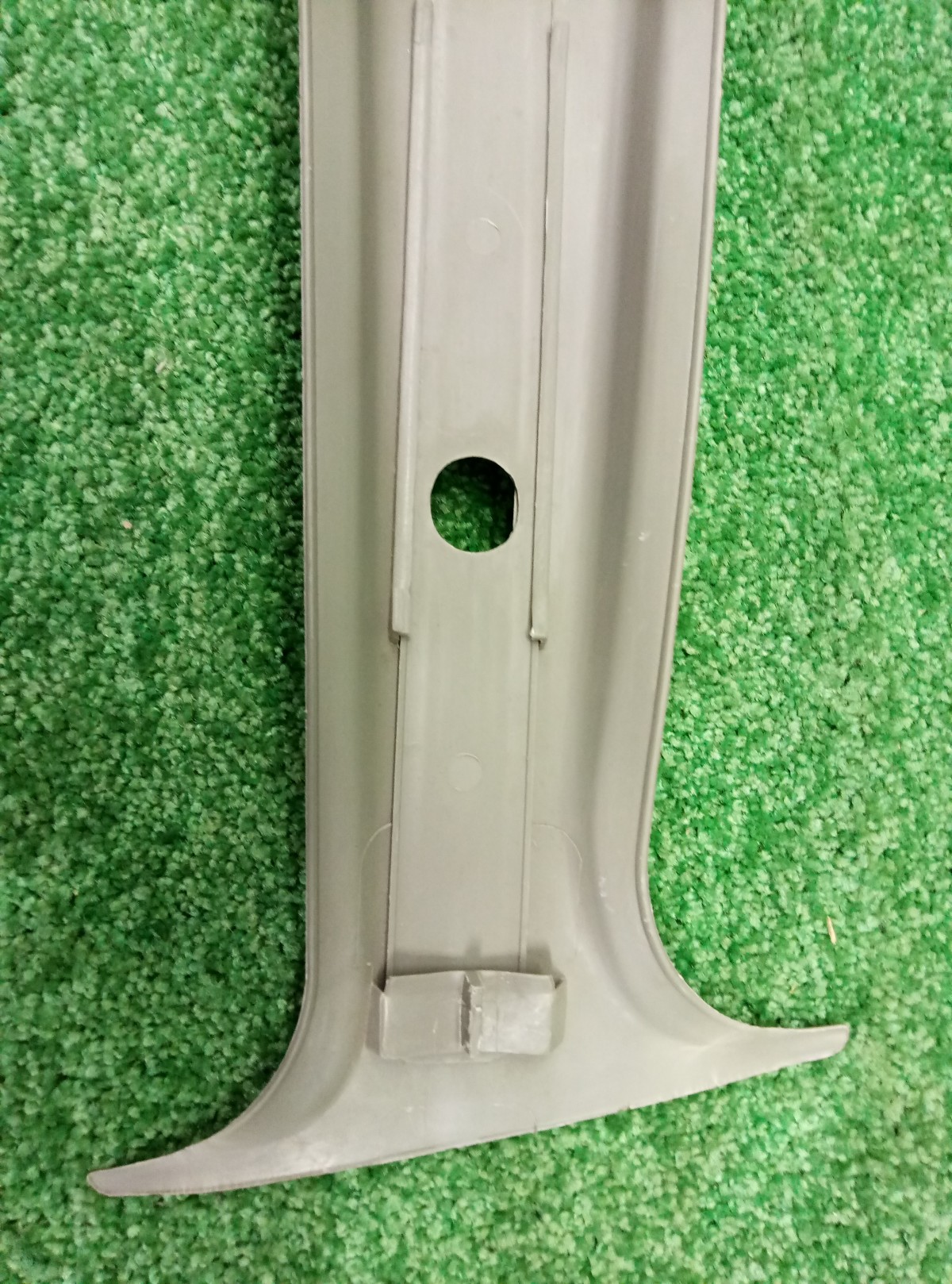 Обшивка стойки левая Daewoo Nexia  2008-2015 96916355 на Daewoo Nexia 