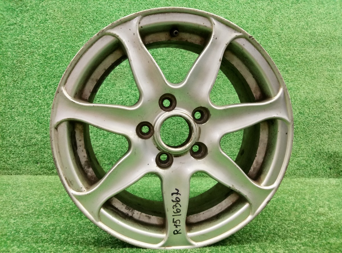 Диск колесный 6,5J*15H2 ET42 на Audi Q5 8R