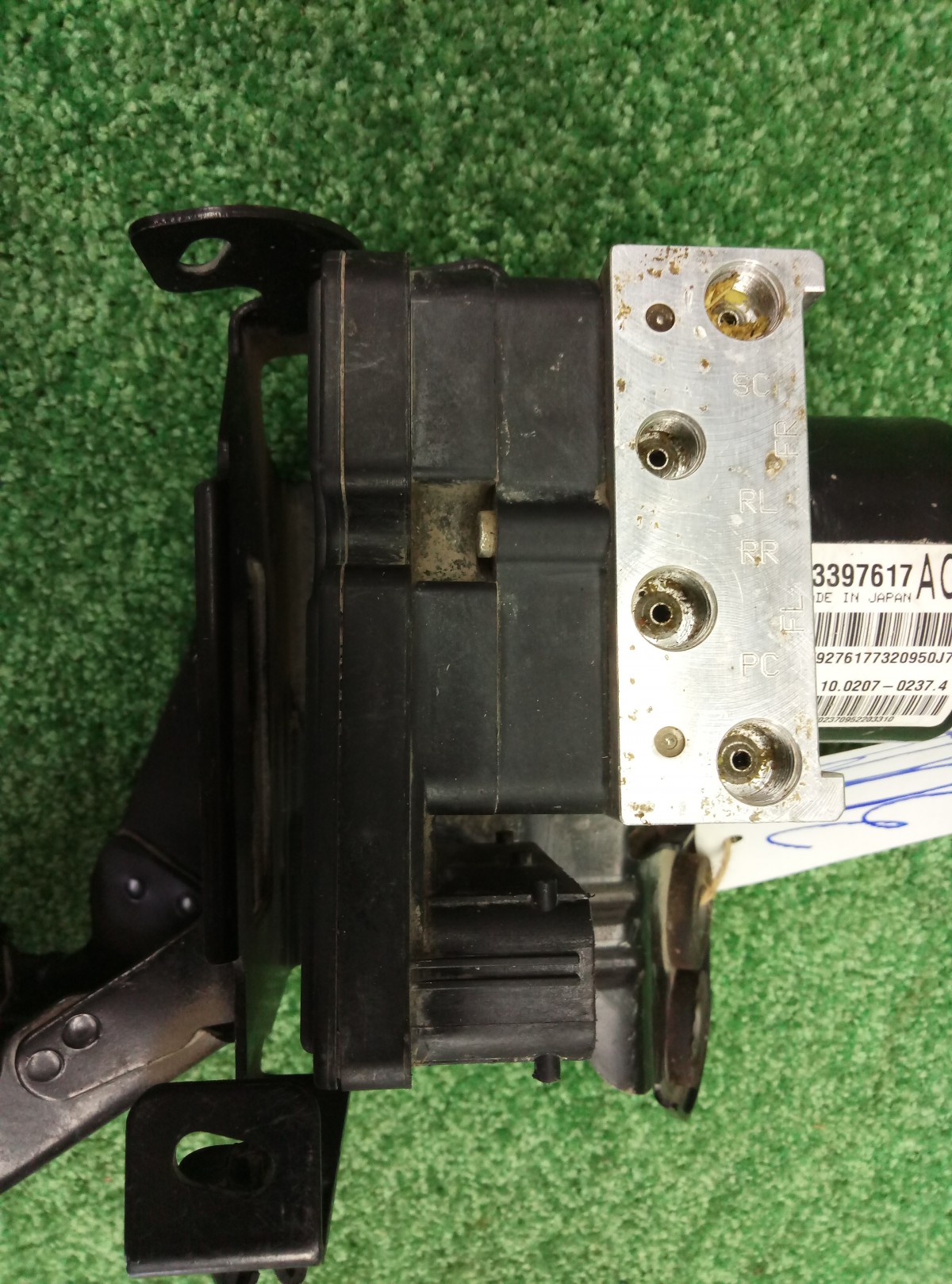 Блок ABS (насос) Chevrolet Cruze 2009-2013    13397617 на Chevrolet Cruze