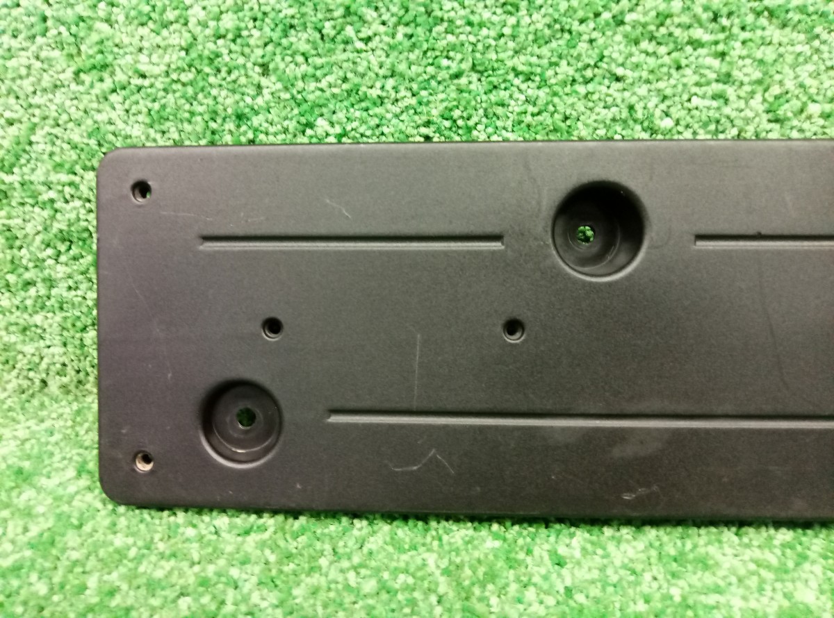 Накладка переднего бампера под номер BMW 3 serie F30 F31 F80 51117279708 на BMW 3-Series (F3x)