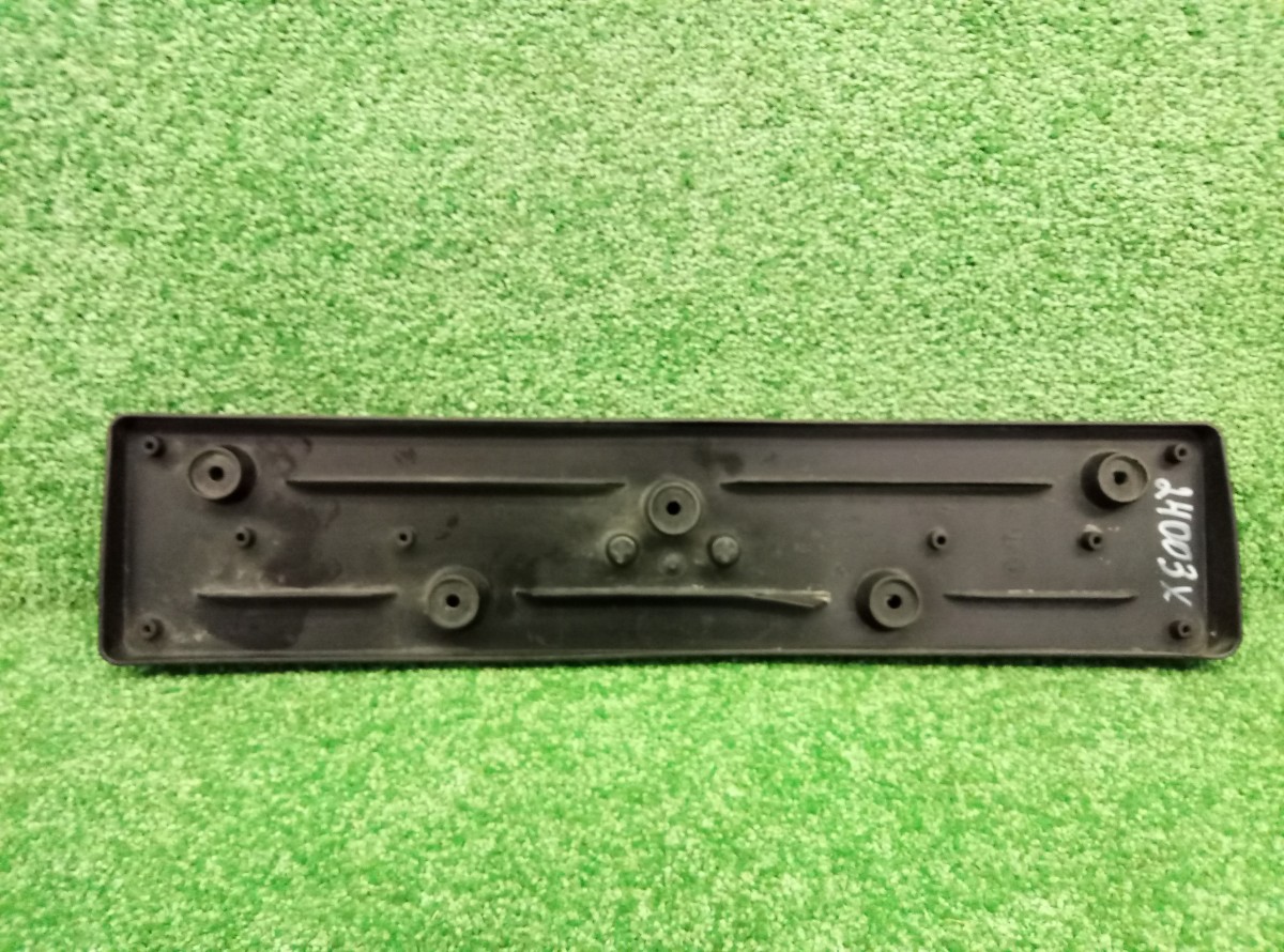 Накладка переднего бампера под номер BMW 3 serie F30 F31 F80 51117279708 на BMW 3-Series (F3x)