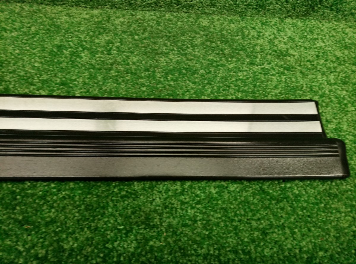 Накладка на порог (внутри) задняя левая Mercedes W210 2106800535 на Mercedes-Benz E-Class (W210,S210)