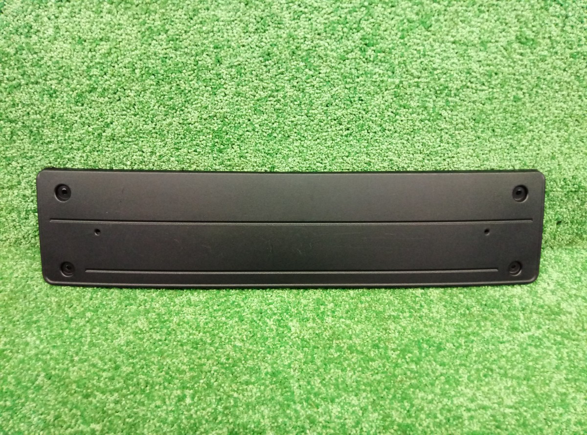 Накладка переднего бампера под номер BMW X6 E71 E72 2007-2014 51117176283 на BMW X5 E70