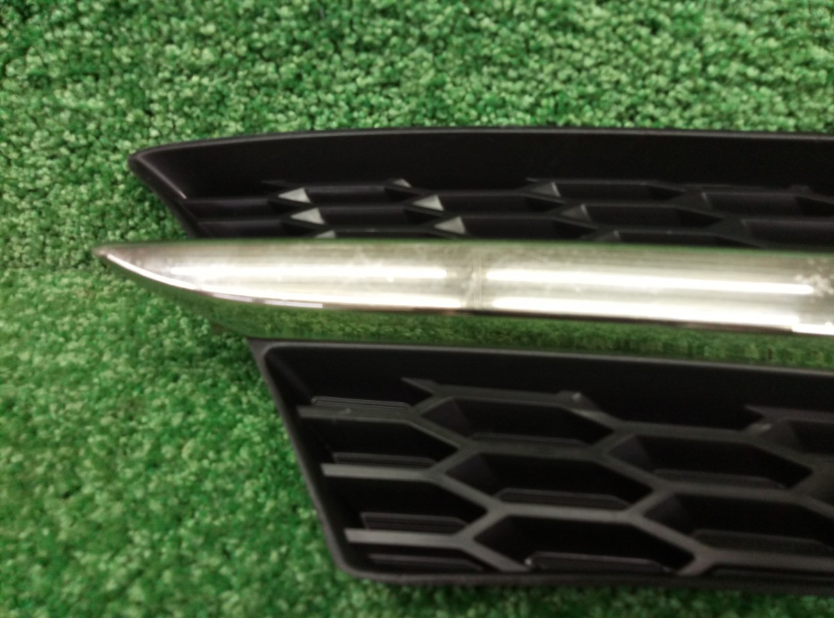 Решетка радиатора правая Toyota RAV 4  (CA40) 2012-2015 оригинал 5310542010 на Toyota RAV 4  (CA40)