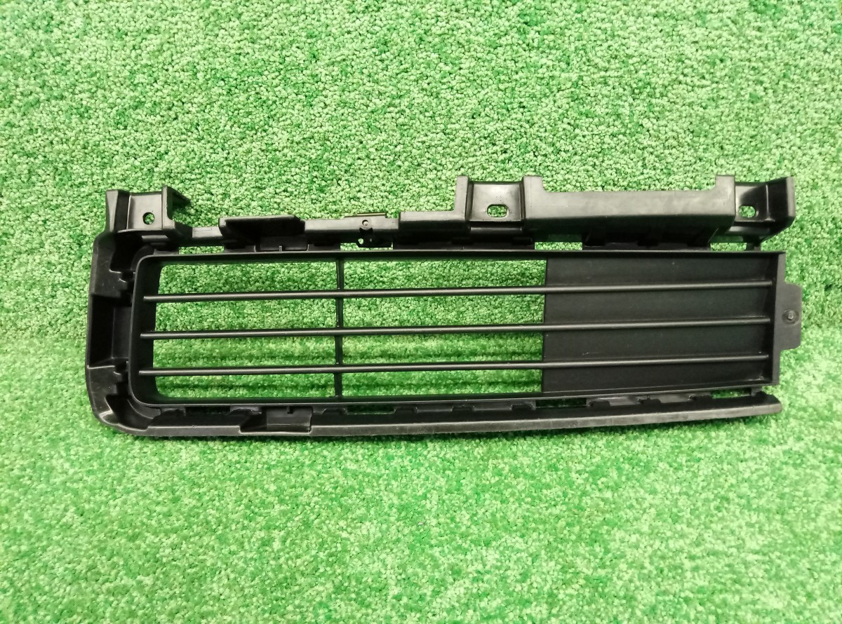 Решетка в бампер левая Lexus GX 2009-2013 5311360050 на Lexus GX