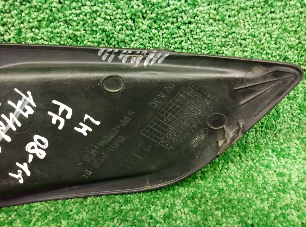 Решетка в бампер левая Ford Focus 2 2005-2008 8M5119953 на Ford Focus 2