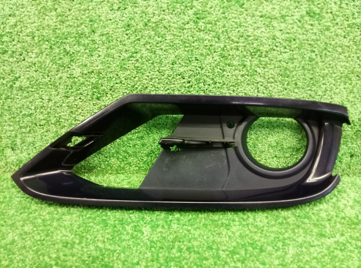 Решетка в бампер левая BMW 3-Series (F3x) 2011-2016 51117300739 Оригинал на BMW 3-Series (F3x)