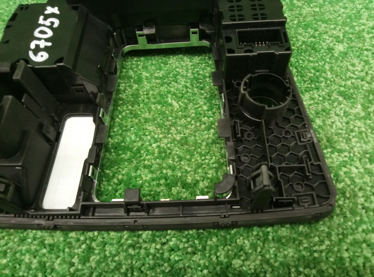 Блок управления магнитолой Audi A6 (C7) 2011-2014 4G1919612Q на Audi A6 (C7)