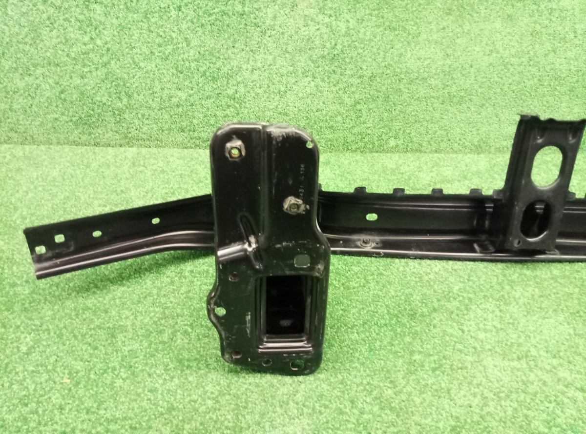 Усилитель переднего бампера Mercedes-Benz GL/GLS-Class (X166) 2012-2019 A1666264331 на Mercedes-Benz GLK-Class X204