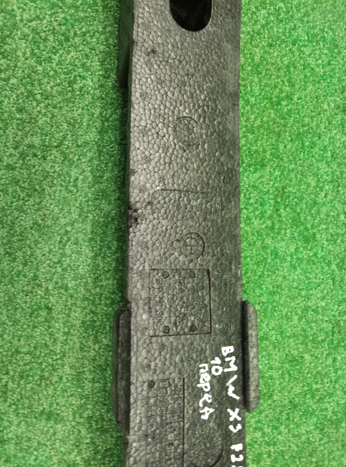 Наполнитель переднего бампера BMW X3 (F25) 2010-2014 51117210496 на BMW X3 (F25)