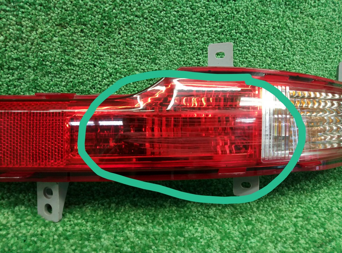 Фонарь задний правый Kia Sportage 2008-2013 R924063U3  на Kia Sportage 3(SL)