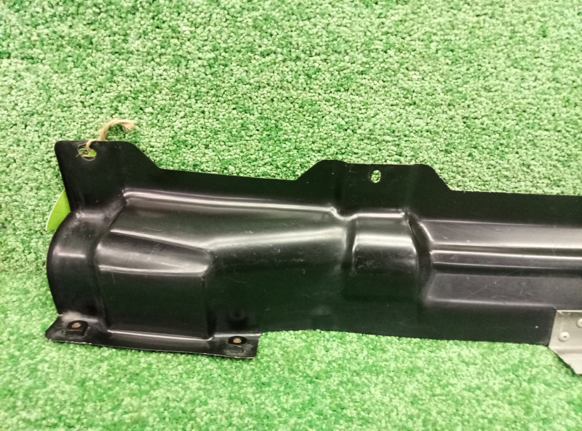 Кронштейн заднего бампера Porsche Cayenne 955 2002-2007 7L5807587B на Porsche Cayenne 955