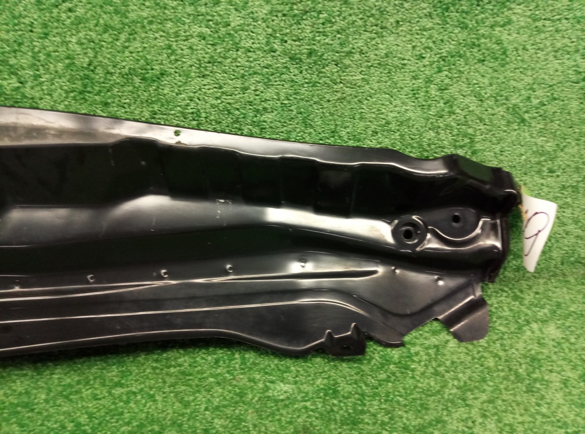 Водосток Hyundai Solaris 2010-2016 841344L000  на Hyundai Solaris 