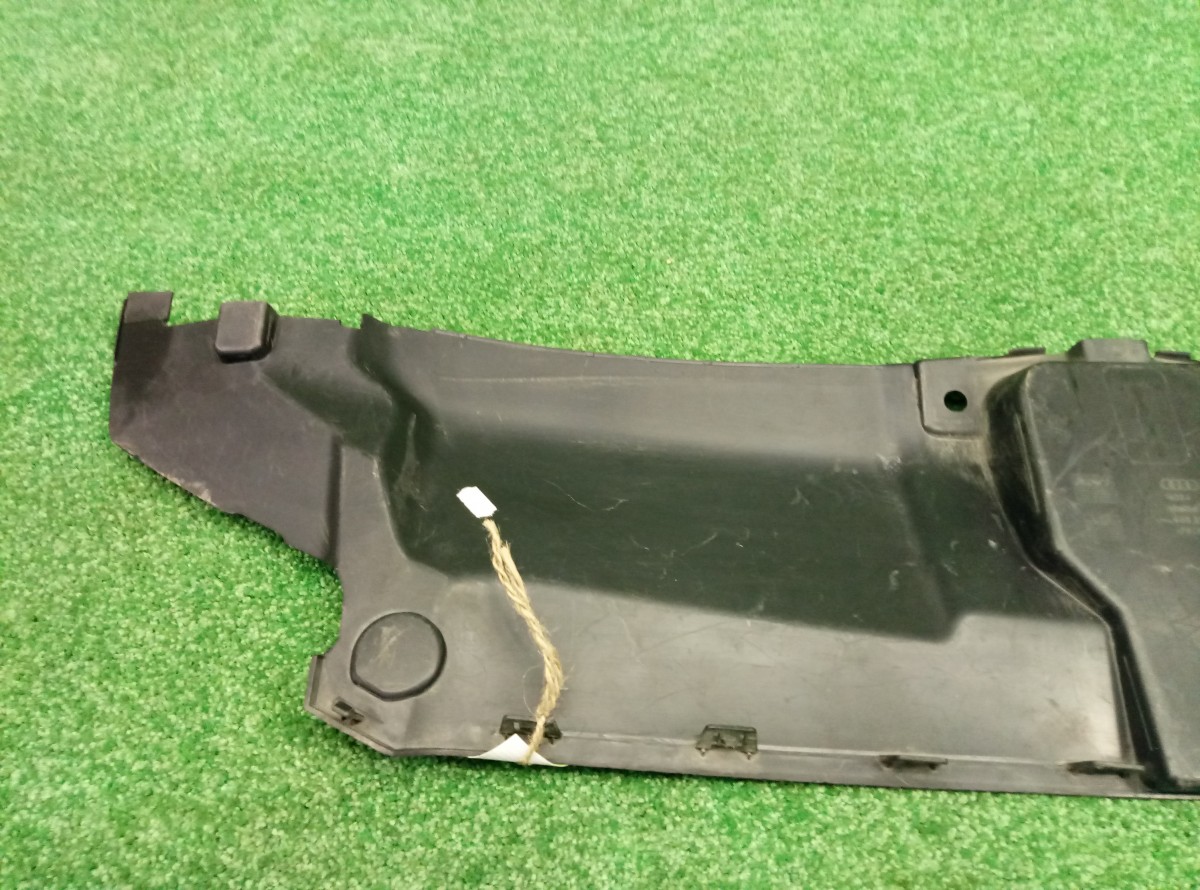 Кожух замка капота Audi A6 (C7) 2011-2014 4G0807081 на Audi A6 (C7)