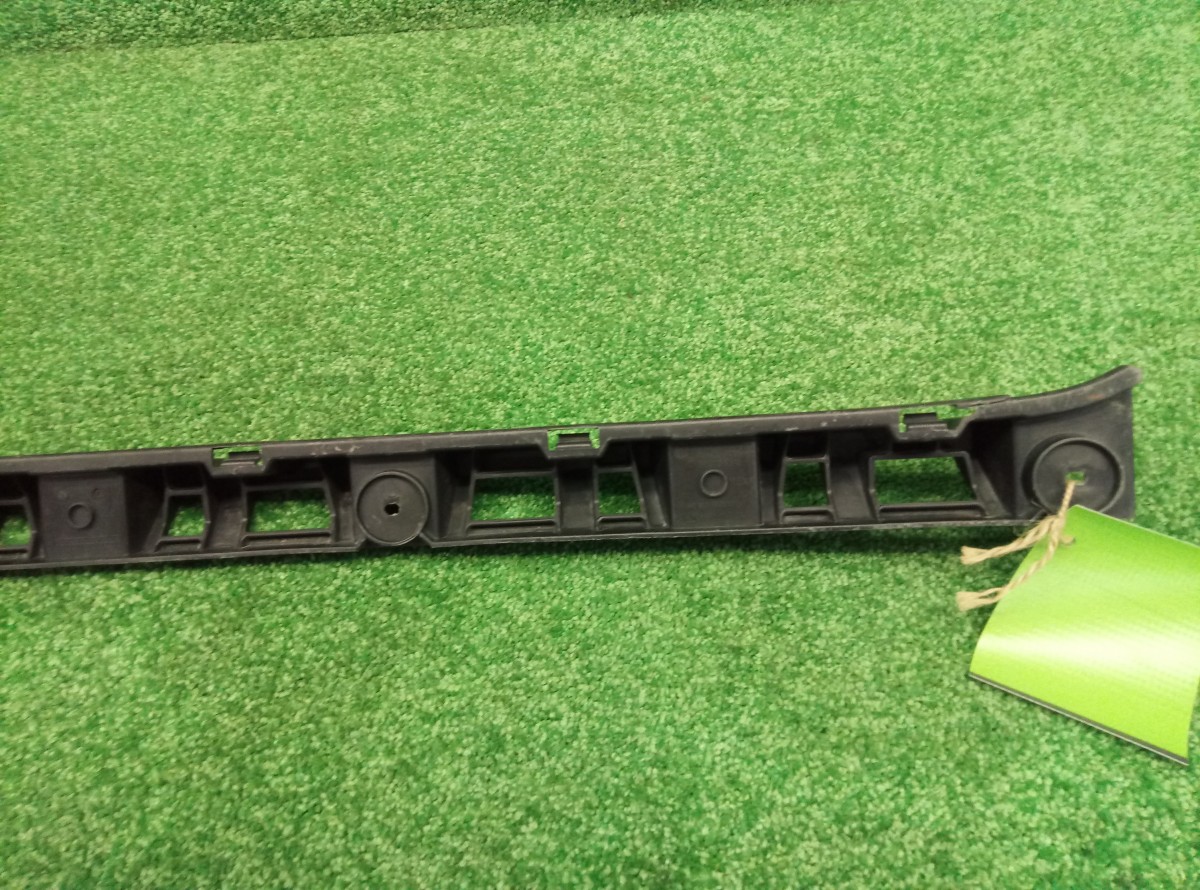 Наполнитель заднего бампера Audi A6 (C7) 2011-2014 6RU807863 на Audi A6 (C7)