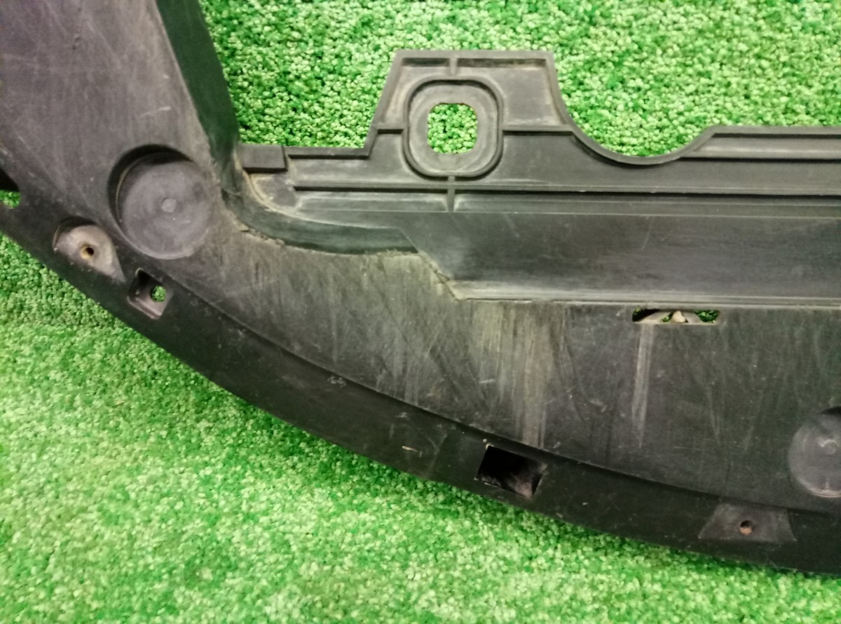 Пыльник бампера (защита) передний Volvo S40 2004  31290864 на Volvo S40 