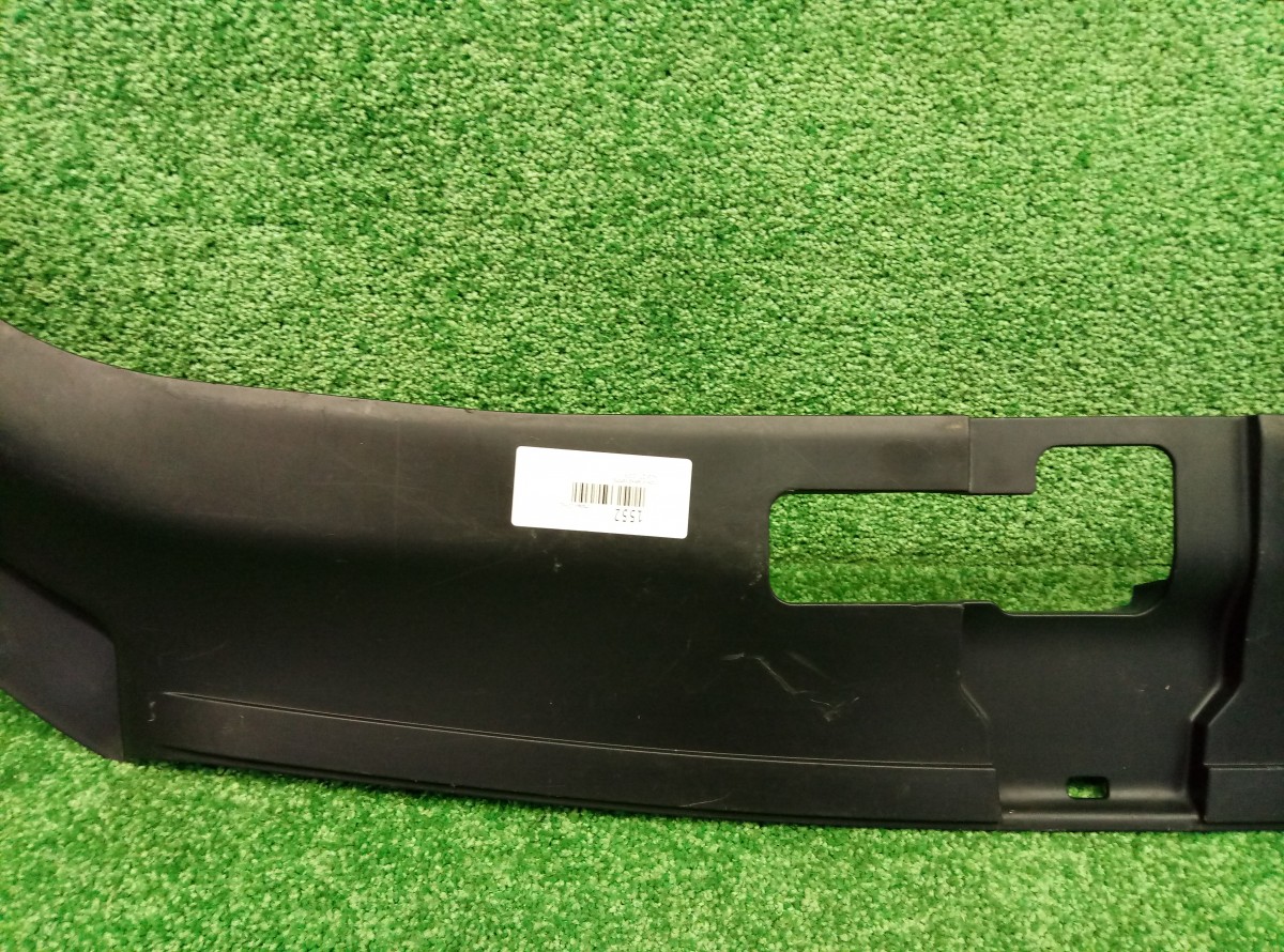 Кожух замка капота Audi Q7 (4L) 2005-2009 4L0807081 на Audi Q7 (4L)