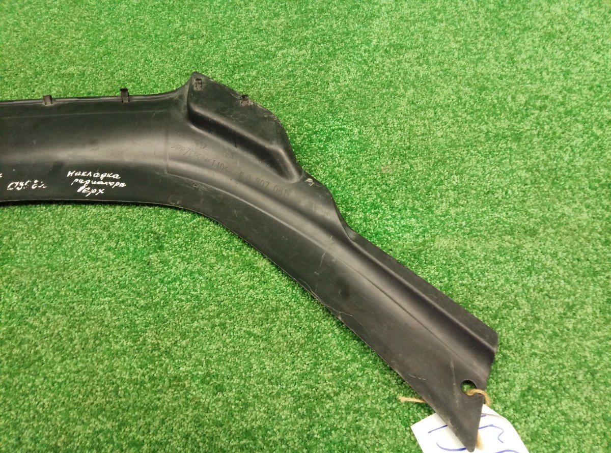 Кожух замка капота Audi Q7 (4L) 2005-2009 4L0807081 на Audi Q7 (4L)