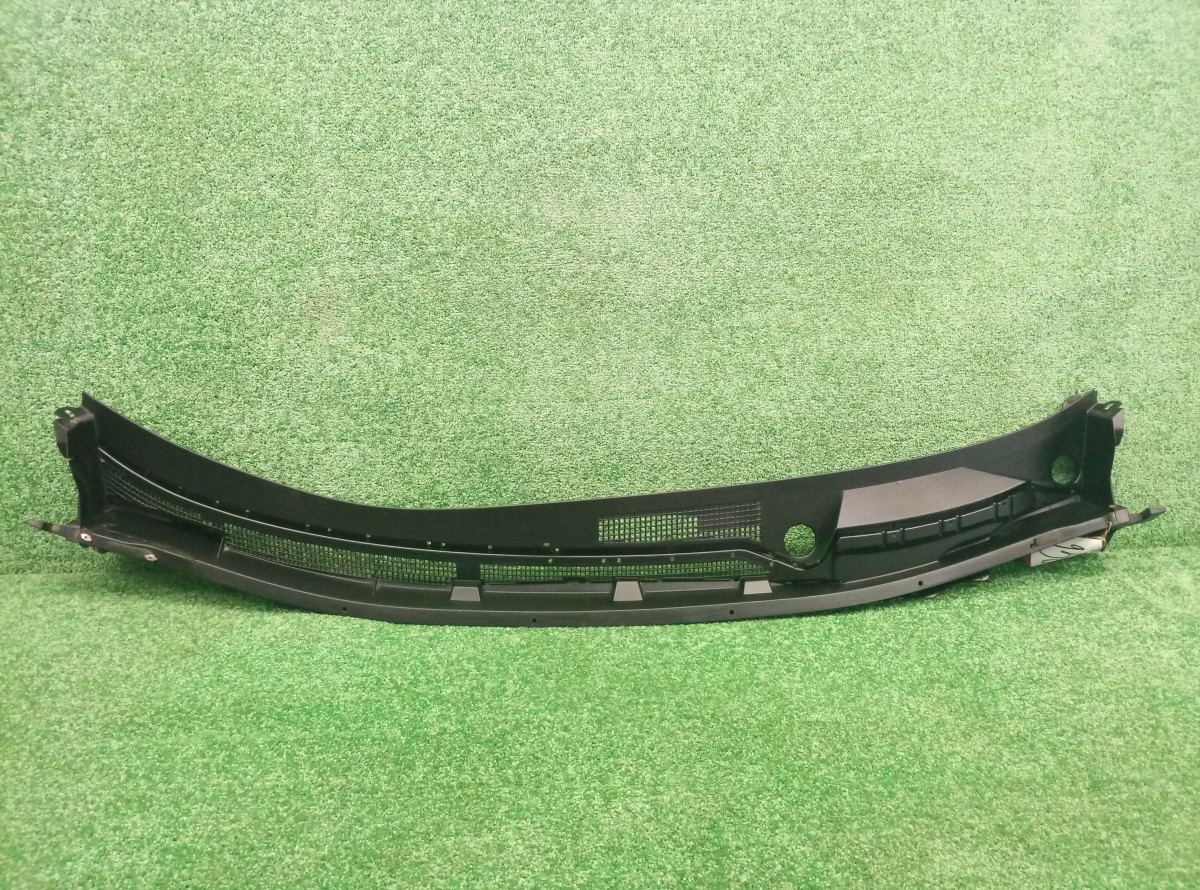 Жабо Nissan Teana J32 2008 66862JN00A на Nissan Teana J32