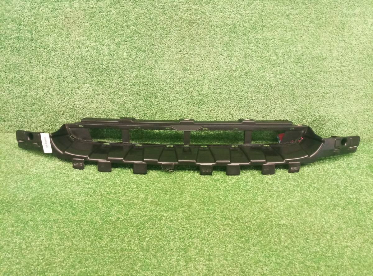 Кронштейн переднего бампера правый BMW X6 E71 2007-2014 51117176270 на BMW X6 E71