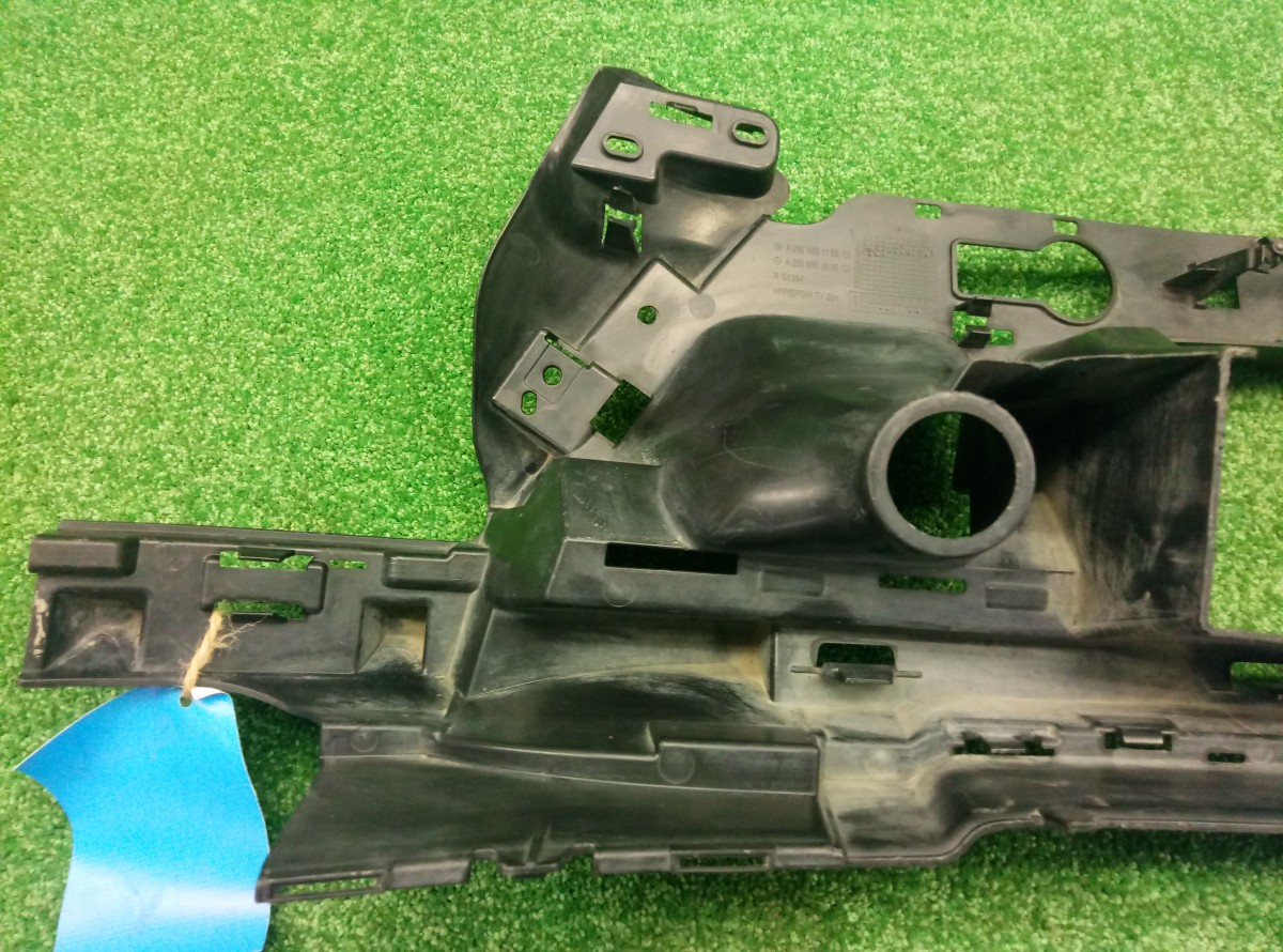 Кронштейн переднего бампера Mercedes GLE  A2928851165 на Mercedes-Benz GL-Class X166