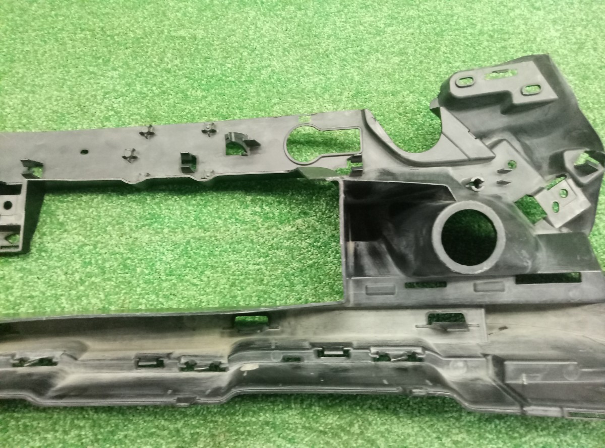 Кронштейн переднего бампера Mercedes GLE  A2928851165 на Mercedes-Benz GL-Class X166