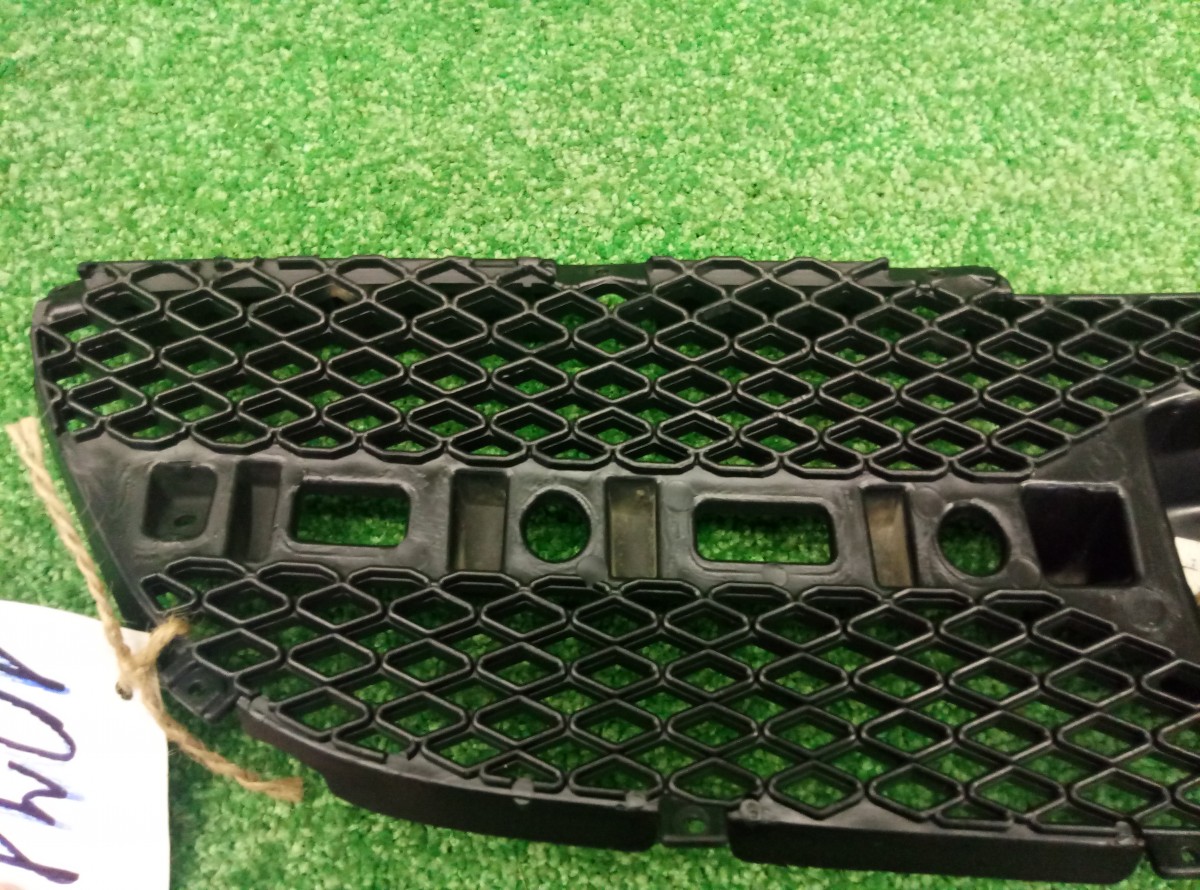 Решетка радиатора Hyunda Getz 2002-2010 863851C310 на Hyundai Getz 