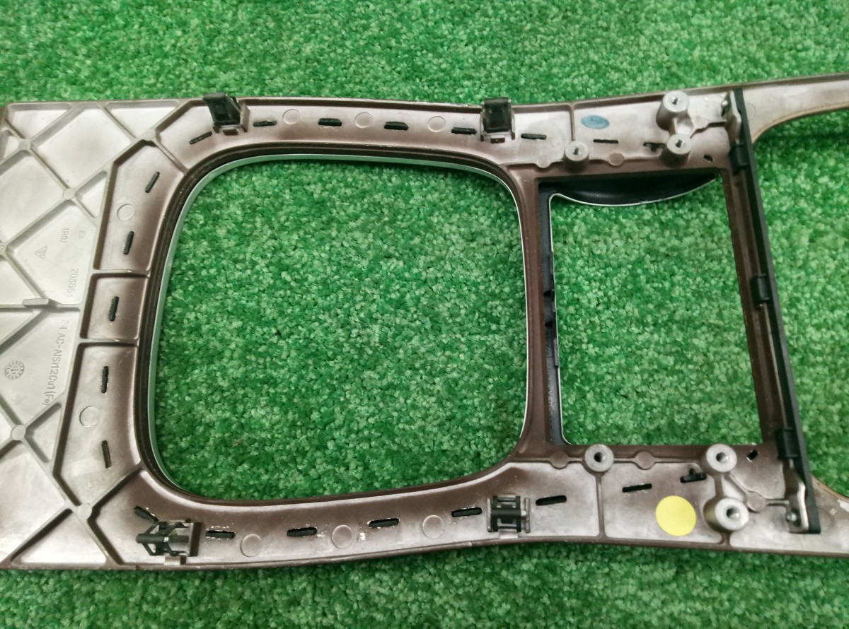 Накладка центральной консоли Porsche Cayenne 955 2002-2007 7L5863324 на Porsche Cayenne 955
