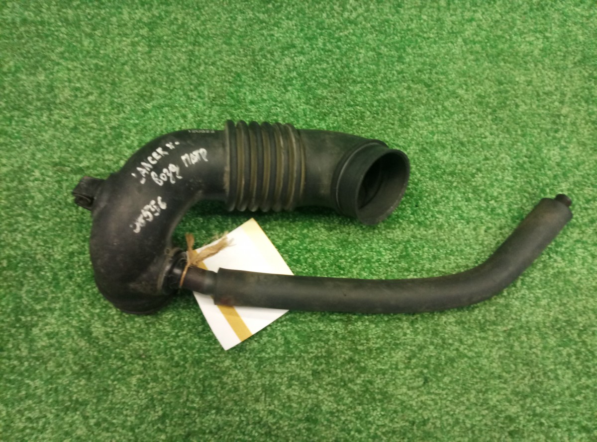 Патрубок воздушного фильтра Mitsubishi Lancer X  1505A636 на Mitsubishi Lancer X