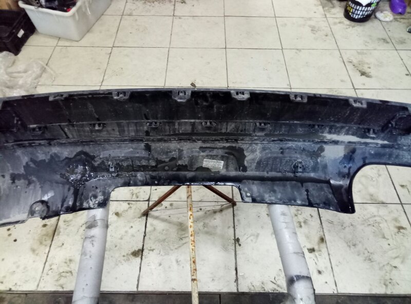 Юбка задняя BMW X1 (E84) 2009-2012 51127303803 на BMW X1 (E84)