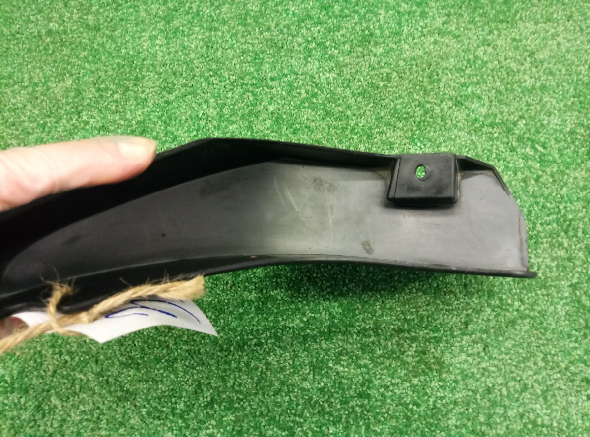Брызговик задний правый Opel Antara  2006-2011 96804109 на Opel Antara 