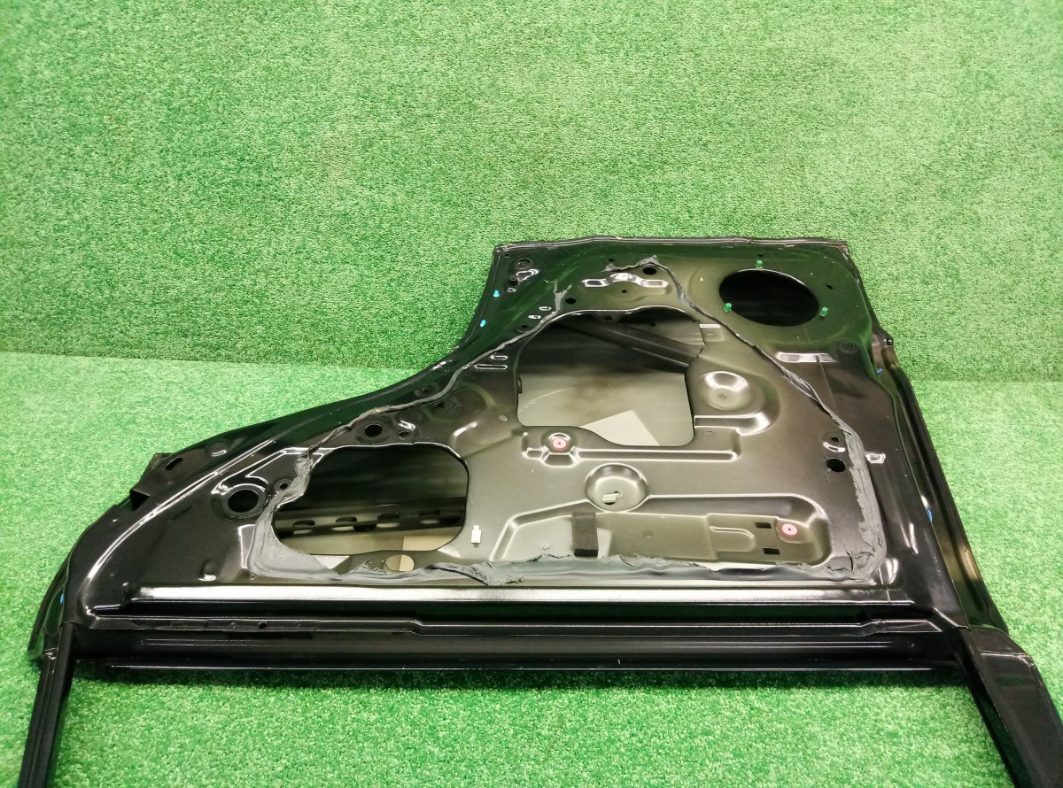 Дверь задняя правая Suzuki Grand Vitara 2005-2012 6800365833 на Suzuki Grand Vitara 