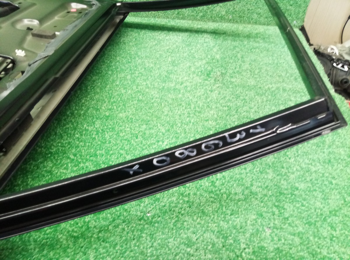 Дверь задняя правая Suzuki Grand Vitara 2005-2012 6800365833 на Suzuki Grand Vitara 