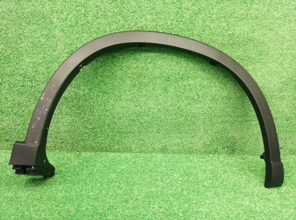 Накладка переднего крыла правого Mazda CX5 (KE) 2011-2015 KD5351W21 на Mazda CX5 (KE)
