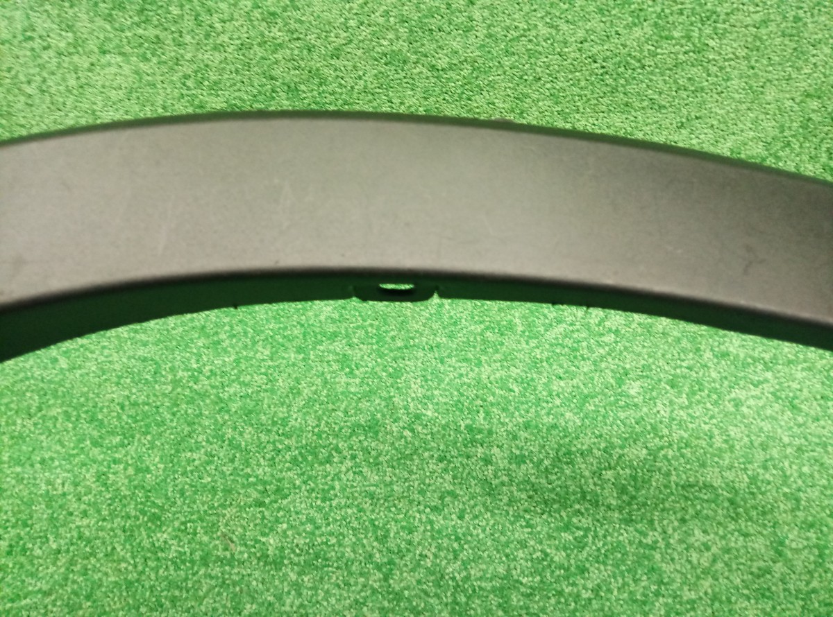 Накладка переднего крыла правого Mazda CX5 (KE) 2011-2015 KD5351W21 на Mazda CX5 (KE)