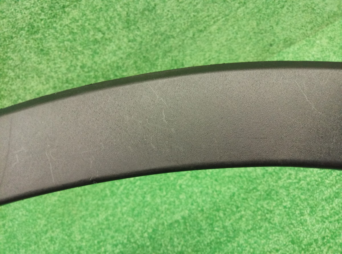 Накладка переднего крыла правого Mazda CX5 (KE) 2011-2015 KD5351W21 на Mazda CX5 (KE)
