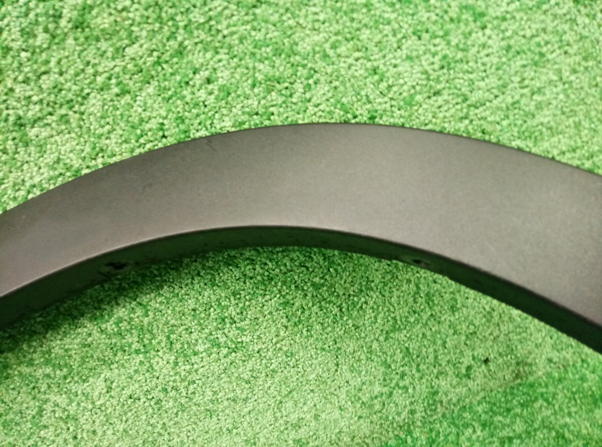 Накладка переднего крыла левого BMW X5 E70 2006-2010 51777158427 на BMW X5 E70