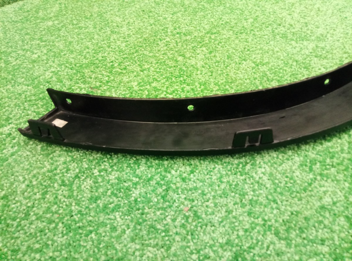 Накладка переднего крыла левого BMW X5 E70 2006-2010 51777158427 на BMW X5 E70