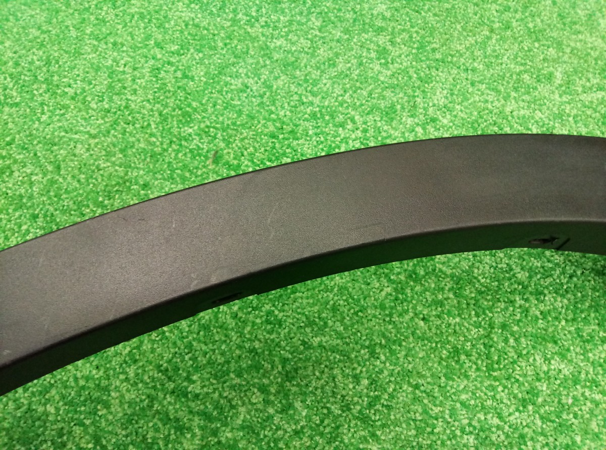 Накладка заднего крыла левого BMW X6 F16 2014-н.в. 51777319833 на BMW X6 F16