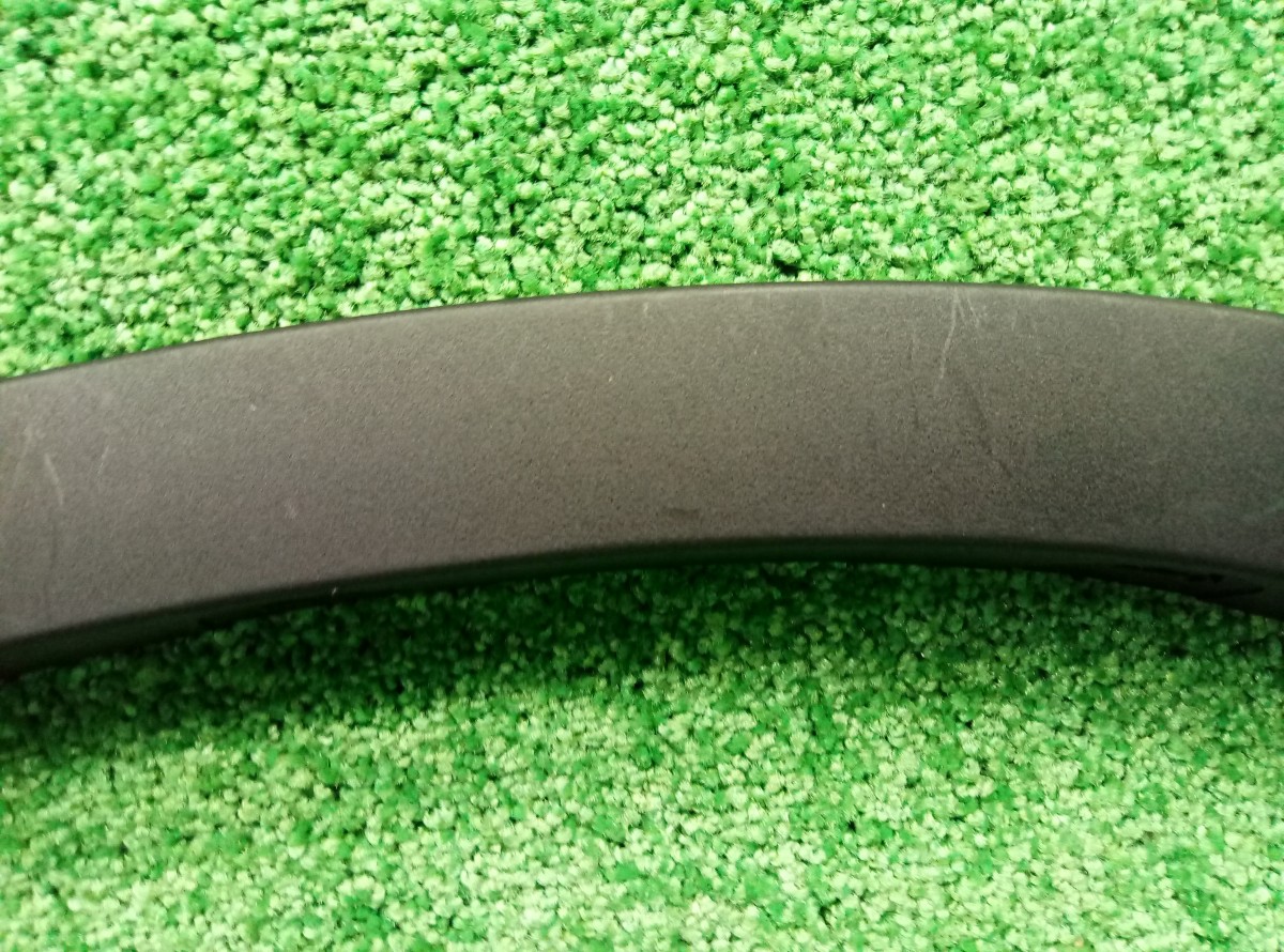 Накладка переднего крыла левого BMW X1 (E84) 2009-2012 51772990165 на BMW X1 (E84)