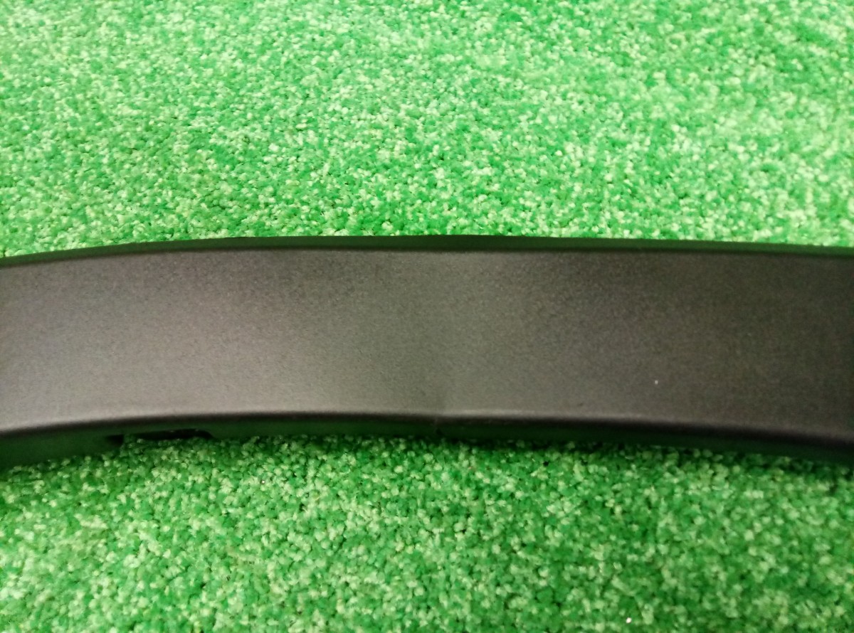 Накладка переднего крыла правого Mazda CX5 (KE) 2011-2015 KD5351W21 на Mazda CX5 (KE)