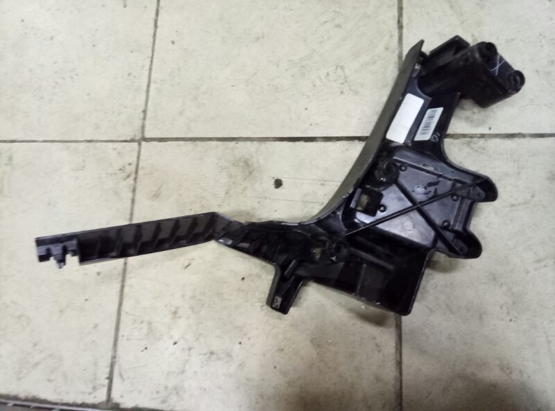 Кронштейн заднего бампера BMW X5 F15 2013-н.в. на BMW X5 F15