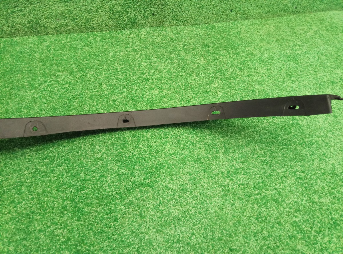 Накладка заднего крыла левого BMW X1 (E84) 2009-2012 51122990171 на BMW X1 (E84)