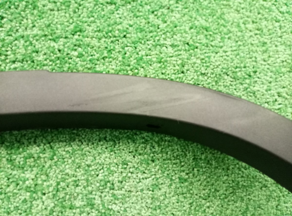 Накладка переднего крыла правого BMW X1 (E84) 2009-2012 51122990172 на BMW X1 (E84)
