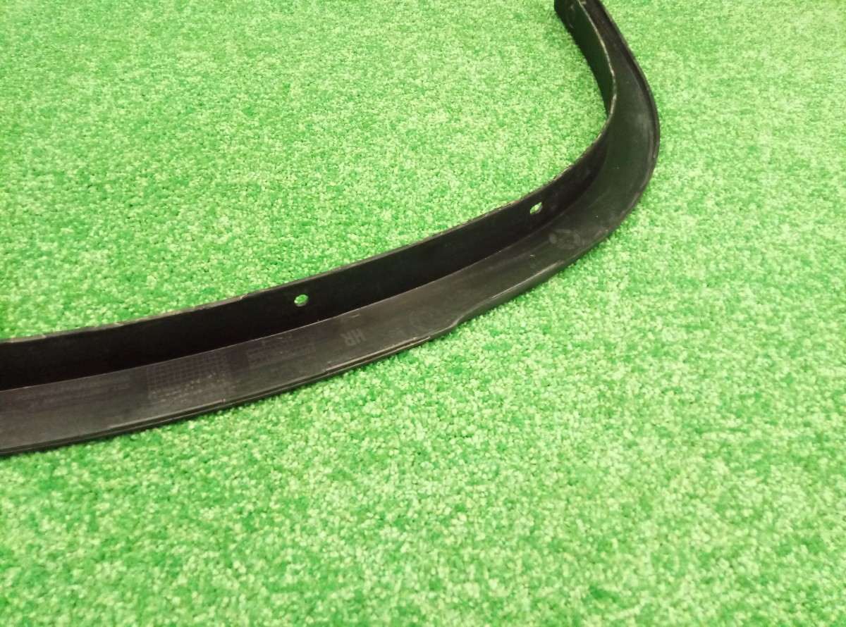 Накладка переднего крыла правого BMW X1 (E84) 2009-2012 51122990172 на BMW X1 (E84)