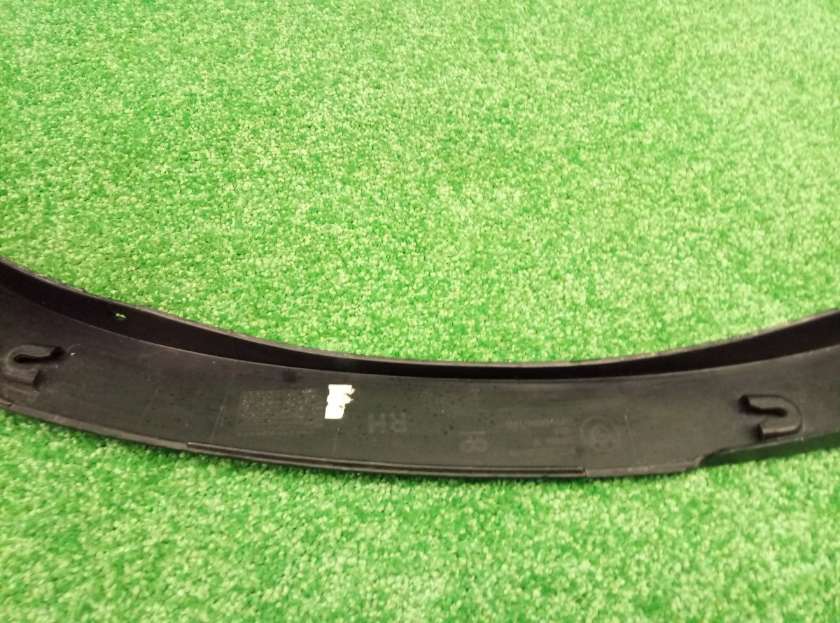 Накладка заднего крыла правого BMW X5 E70 2006-2010 5177715842604 на BMW X5 E70