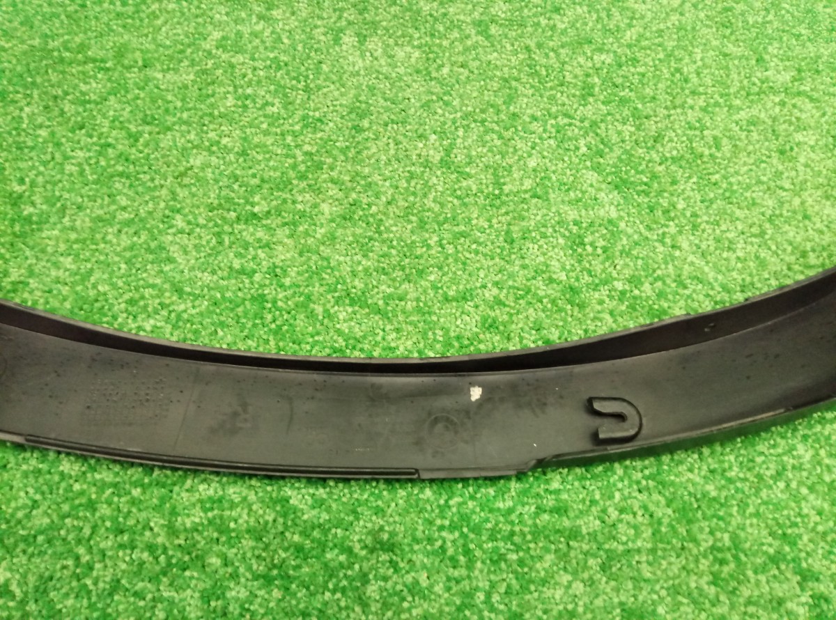 Накладка заднего крыла правого BMW X5 E70 2006-2010 5177715842604 на BMW X5 E70